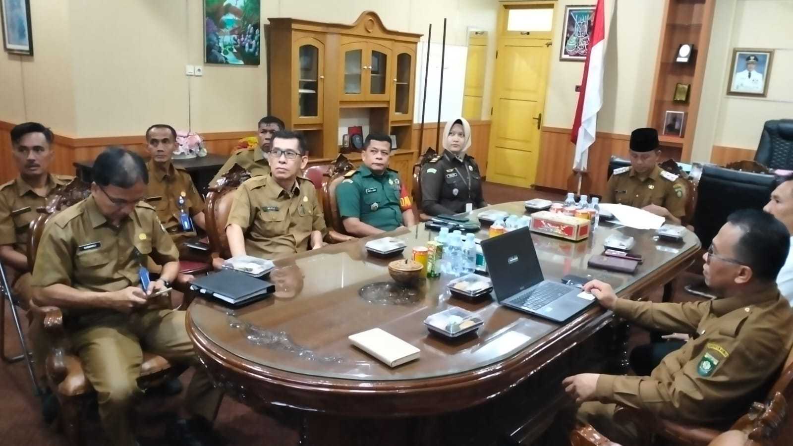 Wakil Bupati Bungo Hadiri RAKOR Pengendalian Inflasi Daerah Secara Daring.